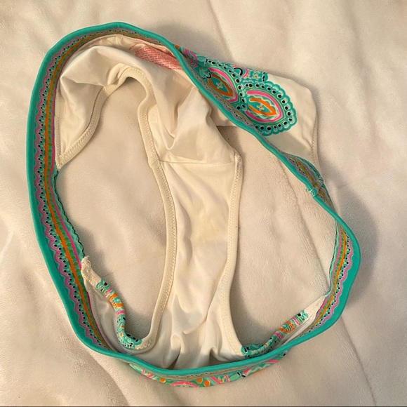 Victoria’s Secret Bandeau Bikini Set - Picture 2 of 7